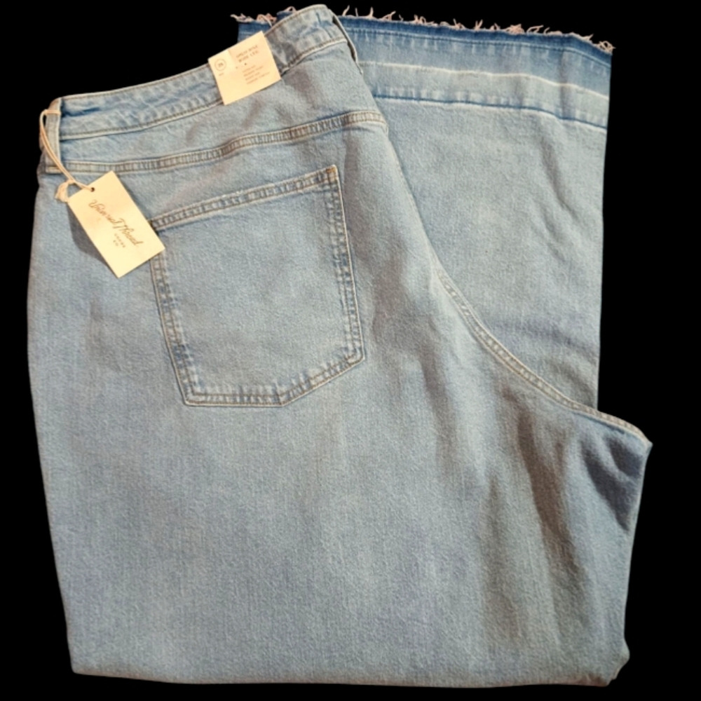 Universal Thread High Rise Wide Leg Comfort Stretch Medium Wash Jeans Plus Sz 28